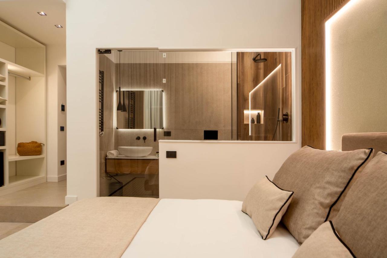 Mamalu - Studios And Suites Napoli Esterno foto